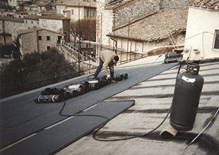 Impermeabilizzazione del tetto: come prevenire infiltrazioni e danni strutturali